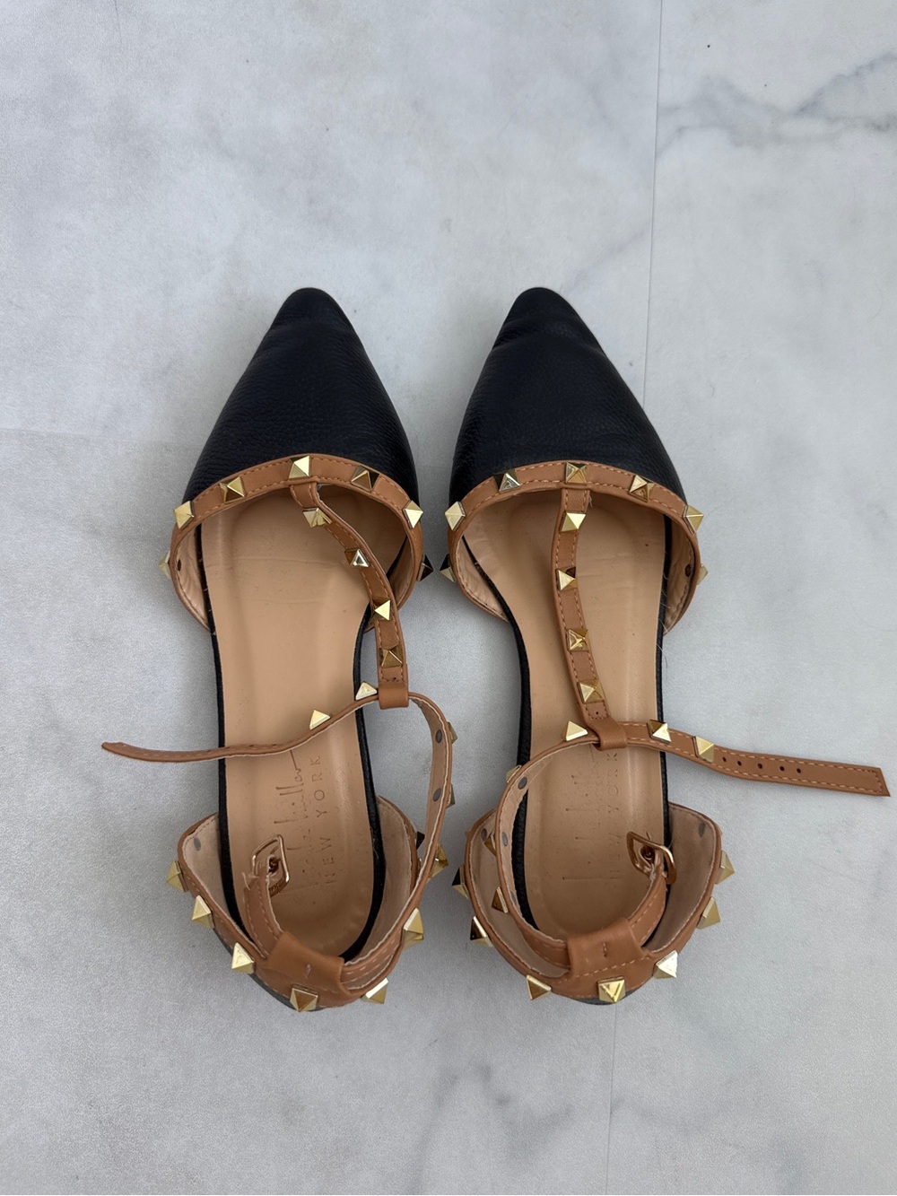 Nicole Miller Two Tone Classic Flats with Studs